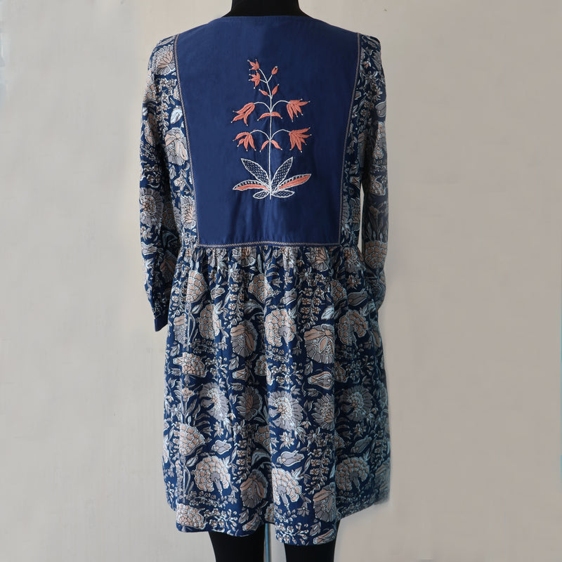 Maina Pure Cotton Printed and Hand Embroidered Tunic