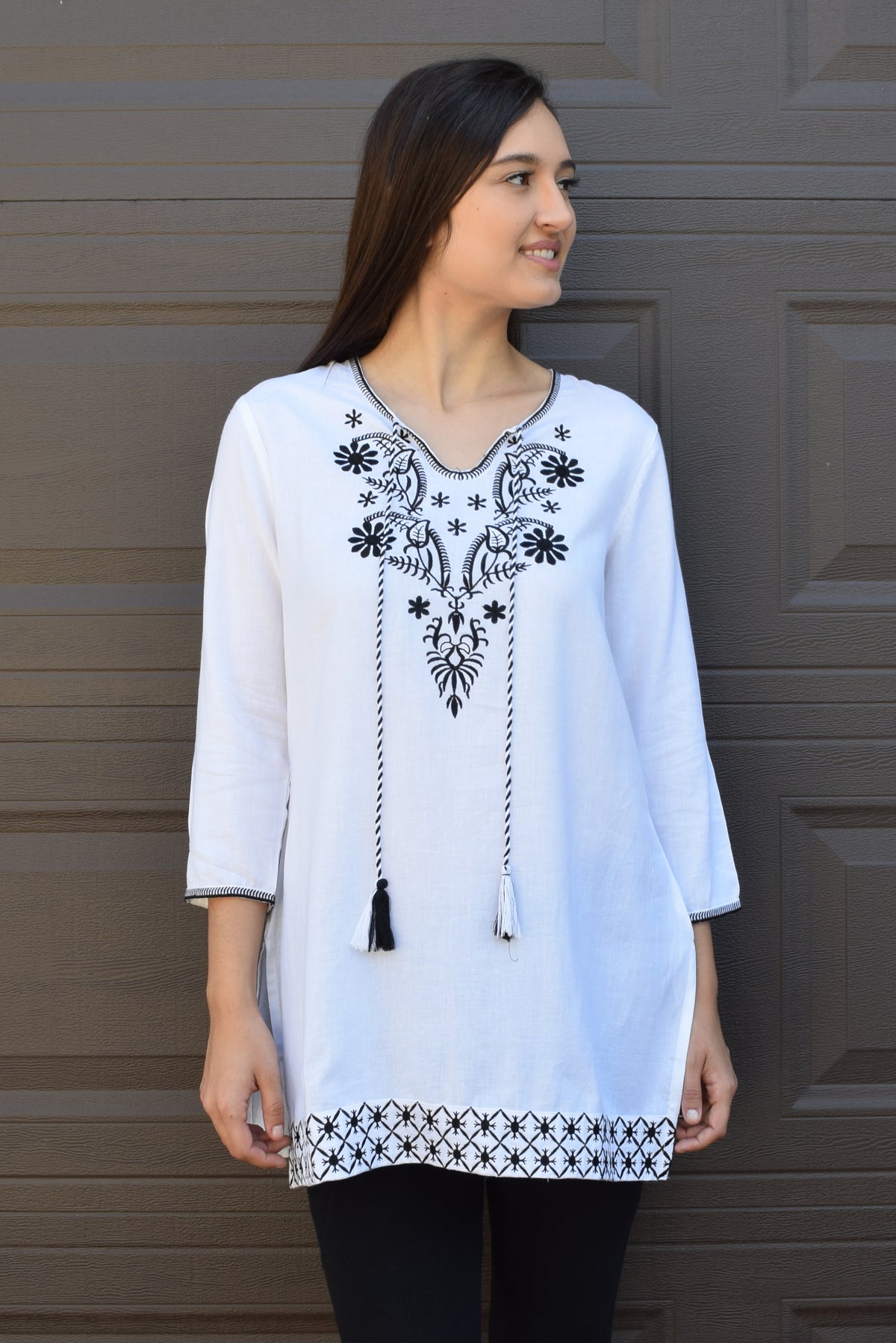 https://ayurvastram.com/cdn/shop/products/Ayo_Pure_Cotton_embroidered_tunic_kurti_top_with_tassles.jpg?v=1574404446&width=1200